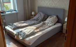 Sypialnia przed home staging (1)